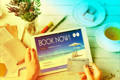 O maior sonho de quem trabalha no setor hoteleiro é atingir lotação máxima o ano inteiro. O marketing para hotéis é imprescindível nesse cenário. Segundo o Google, 60% das pessoas que viajam a lazer e 55% dos que vão a negócios utilizam mecanismos de buscas na internet para fazer o planejamento. Veja que é difícil fazer marketing sem internet. A gente te apresenta a seguir 7 dicas para atrair mais hóspedes para seu estabelecimento.
