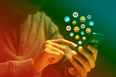 Você já se perguntou como alguns perfis de mídia social conseguem atrair um público engajado que interage? A verdade é que eles não têm uma fórmula mágica, mas sim estratégias eficazes de mídia social para aumentar o engajamento.