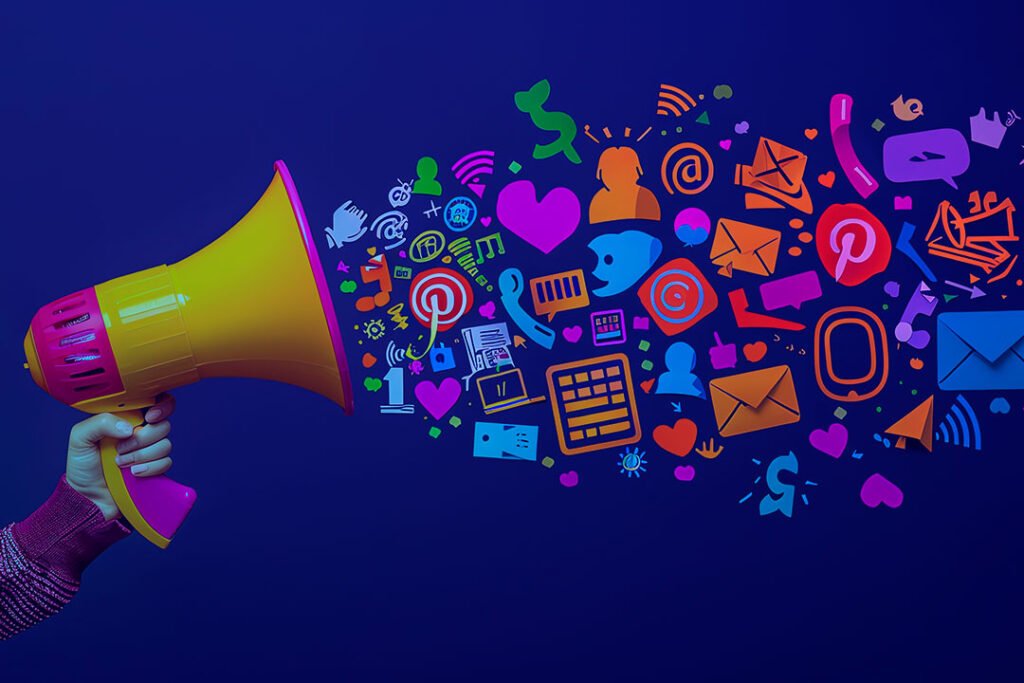 Um megafone laranja é segurado por uma mão, simbolizando a voz e a comunicação no marketing. Do megafone, emerge uma explosão de ícones e símbolos coloridos, representando diversos aspectos e ferramentas de marketing digital